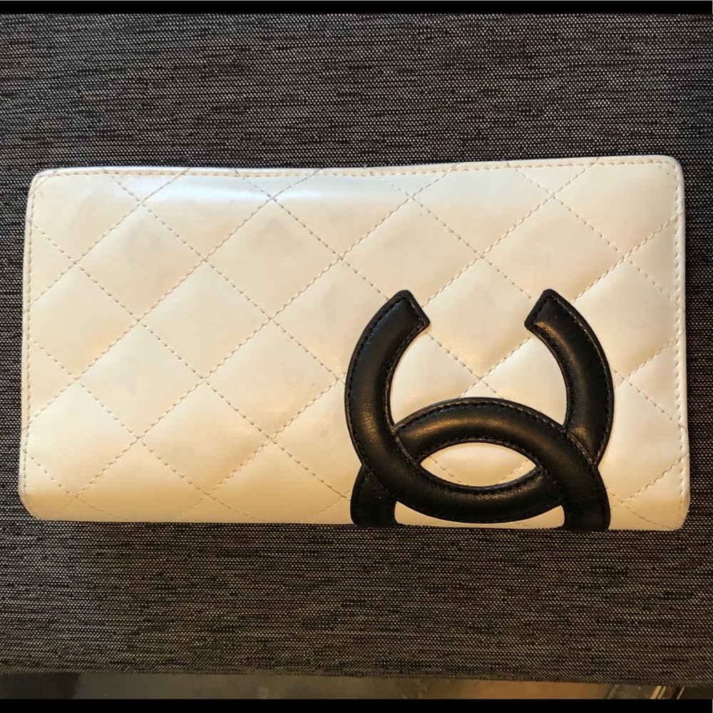 White Chanel Wallet Cambon line